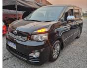 🔆 REC. LLEGADO A PY HERMOSO TOYOTA NEW VOXY 2012 /11 NEGRO PERLADO FULL EQ. 3 HILERAS