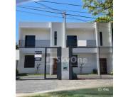 VENDO HERMOSO DUPLEX A ESTRENAR EN LAMBARE