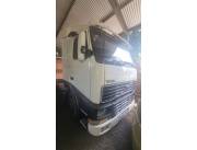 TRACTO CAMION VOLVO FH12/460 AÑO 2000, MEGA IMPECABLE.