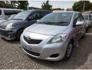 *FINANCIACION PROPIA!!!* VENDO TOYOTA BELTA, AÑO 2011, AUTOMÁTICO, COLOR PLATA, INTERIOR B