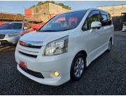 IMPECABLE TOYOTA NEW NOAH REC. IMPORT. PERLA 2007/08 MOTOR 2.0. CC NAFTERO AUTOMATICO FULL