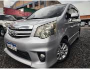 Vendo Toyota New Noah Año 2011 Chapa Mercosur Único dueño 9 mese de uso sin detalles