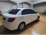 Kia Rio 2011 - Garden