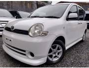 TOYOTA SIENTA AÑO 2005,2006 RECIEN IMPORTADO MOTOR 1.5 NAFTERO COLOR BLANCO CAJA AUT