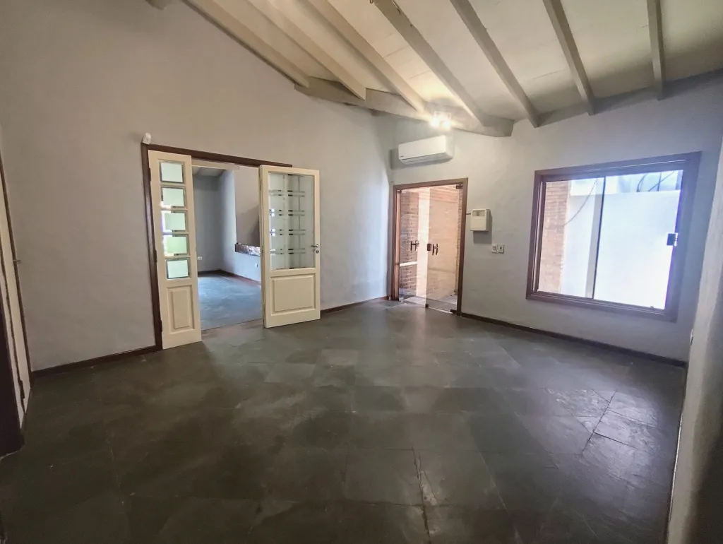 CASA EN PLANTA BAJA MBURUCUYA LUGAR RESIDENCIAL!!!! — foto 3