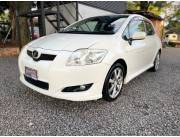 Vendo hermoso toyota auris año 2007