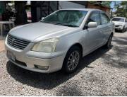 Vendo hermoso toyota premio 2002