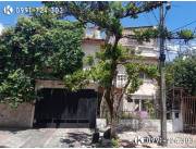 VENDO CASA ZONA BO. OBRERO - 12x30 mts. Calle Hernán Velilla e/ 9a y 10a proyectada.