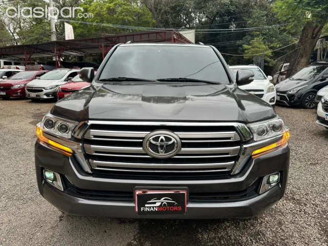 Toyota Land Cruiser 2010 — foto 3