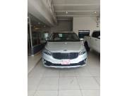 VENDO KIA CARNIVAL AÑO 2017