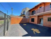 VENDO HERMOSO DUPLEX EN ÑEMBY CAÑADITA