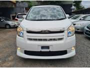 🔝EN VENTA TOYOTA NEW NOAH REC. IMPORTADO SIN USO EN PY TRD FULL EQUIPO AÑO 2008 REAL