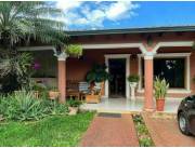 VENDO HERMOSA CASA CON EXCELENTE UBICACION EN LAMBARE