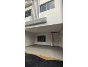 VENDO DUPLEX EN SAN LORENZO