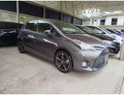 Toyota Vitz Rs 1.5 2014 Gris