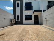 ALQUILO O VENDO DUPLEX EN FERNANDO DE LA MORA ZONA NORTE COD 4525