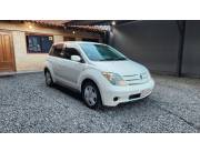 ** TOYOTA IST 2003 AUT. NAFT. 1.3CC 4x2! OFERTA **