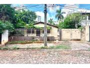 VENDO TERRENO EN BARRIO MBURUCUYA 480 M2