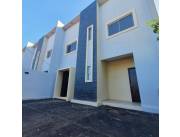 VENDO DUPLEX EN LUQUE BARRIO VILLA ADELA COD 4831