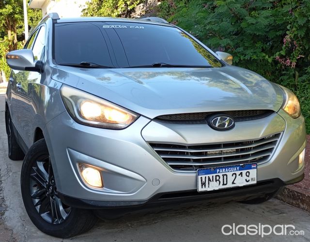 Intercambios de Autos - VENDO HYUNDAI TUCSON CHAPA MERCOSUR 2015 DIESEL MECÁNICO A.A MANDOS AL VOLANTE LLANTAS DEP