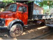 VENDO CAMION MERCEDES BENZ 1313 año 1979 con carrocería de 8 metros ,Especial para BANCARI