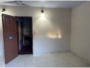 Alquilo casa con entrada independiente en el Barrio San Vicente!
