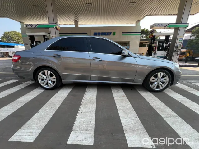 Mercedes-Benz E300 2015 — foto 8