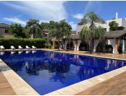 VENDO/ALQUILO RESIDENCIA EN CONDOMINIO BOTÁNICA 3.