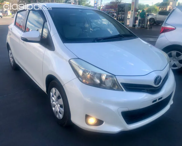 Toyota Vitz 2011 — foto 5