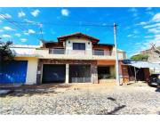 ALQUILO CASA CON PISCINA EN SAN VICENTE