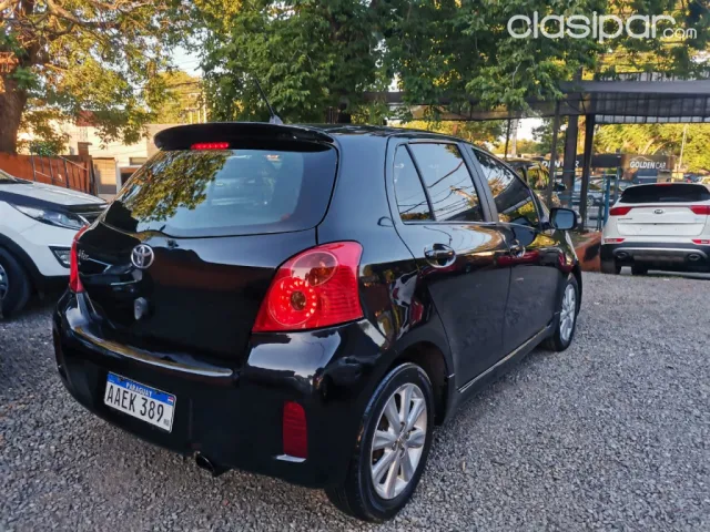 Toyota Vitz 2010 — foto 4