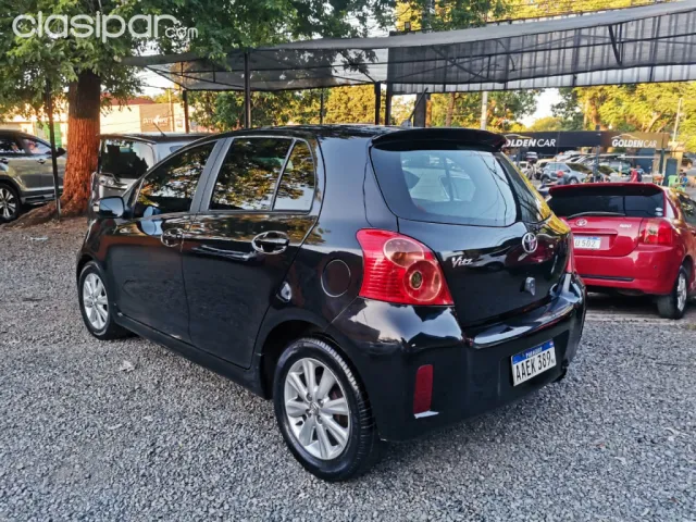 Toyota Vitz 2010 — foto 7