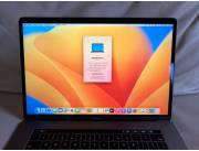 MacBook Pro 2017 15" core i7 16GB 512SSD Touchbar / Touch ID / Radeon pro