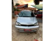 Toyota platz 2001