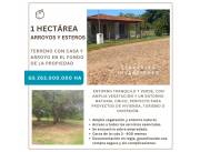 Terreno de 1 Hectárea con casa y arroyo - Cordillera