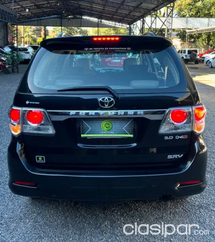 Toyota Fortuner 2013 — foto 3
