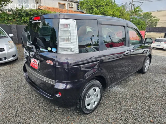 Toyota Sienta 2012 — foto 7