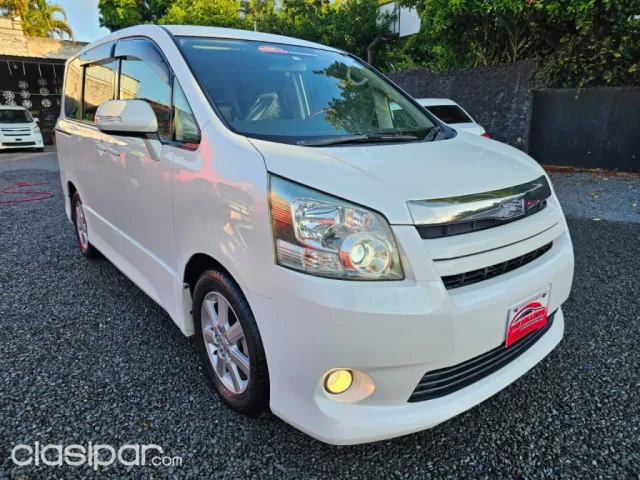 Toyota Noah 2008 — foto 7
