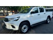 Vendo Toyota Hilux año 2020 Estándar poco kilometraje