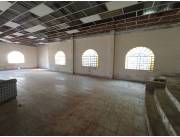 ASUNCIÓN - CENTRO: CASA, SALÓN, 200 M2 P/ IGLESIAS, AUDITORIOS, EMPRESAS, ETC.