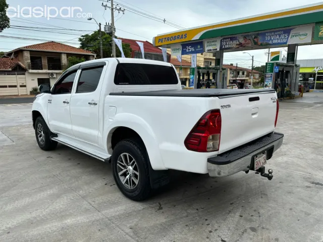 Toyota Hilux 2013 — foto 6