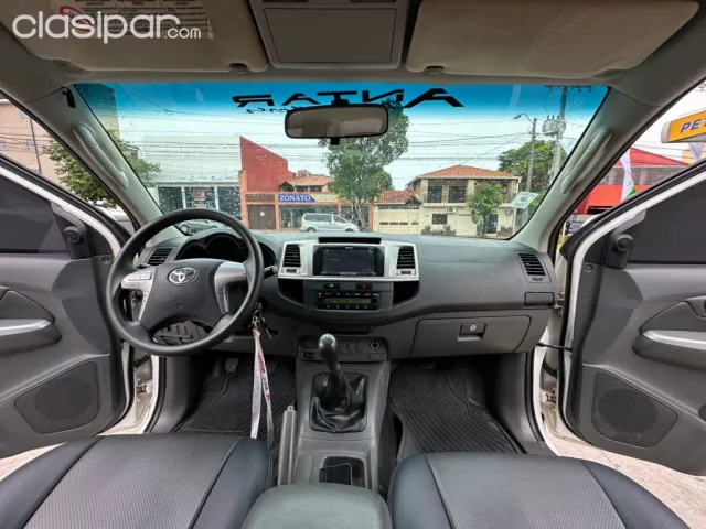 Toyota Hilux 2013 — foto 7