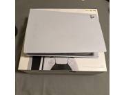 Consola Sony PlayStation 5 Disc Edition de 825 GB - PS5 blanca