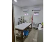 ALQUILO CASA EN FERNANDO DE LA MORA ZONA ROYAL PLAZA COD 4877 PRECIO: 7.000.000 GS