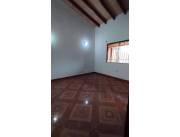 VENDO CASA EN LUQUE MORA CUE COD 4702