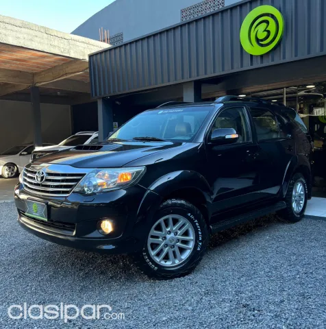 Toyota Fortuner 2013 — foto 4