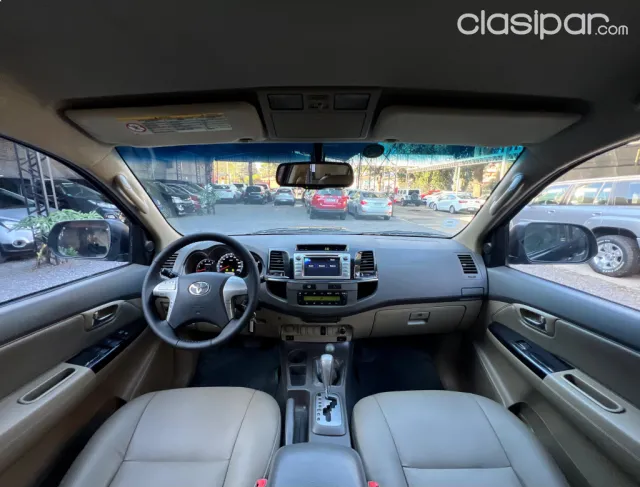 Toyota Fortuner 2013 — foto 7