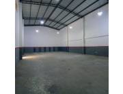 SAN LORENZO, LAGUNA GRANDE: 400 M2, 2 DEPÓSITOS JUNTOS, ALTURA REGLAMENTARIO + OFICINAS .