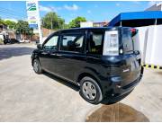 VENDO HERMOSO TOYOTA NEW SIENTA 2012 MOTOR 1500 NAFTERO AUTOMATIC RECIEN IMPORTADO SIN USO