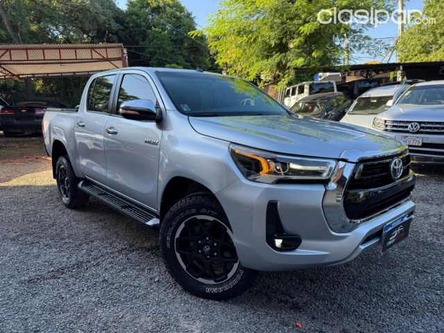 Autos - Toyota Hilux Limited Precio: 45.000 USD Año 2021 Motor 2.8 25.000 km Ficha en Toyotoshi